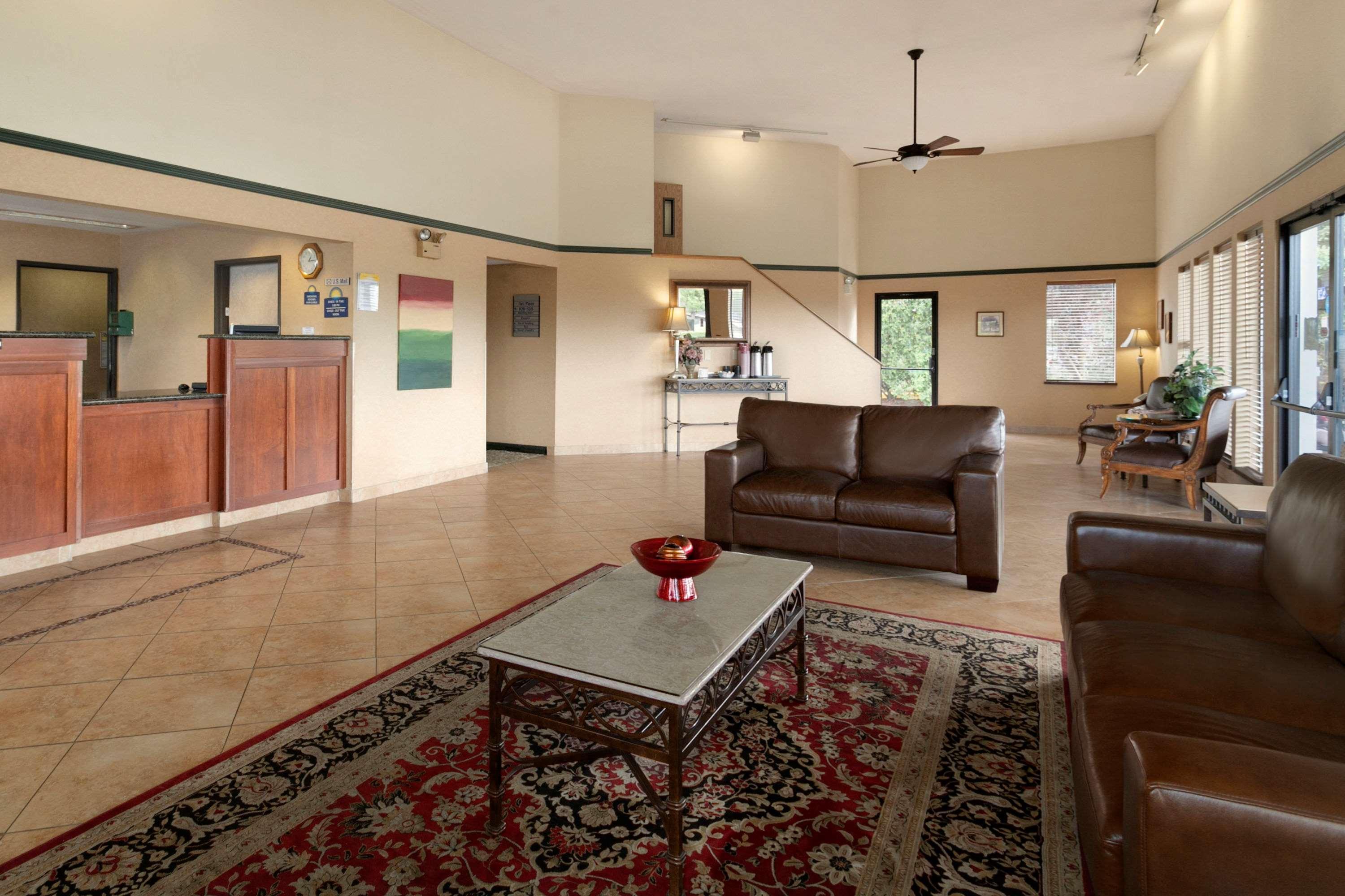 Colony Inn Kent Ngoại thất bức ảnh